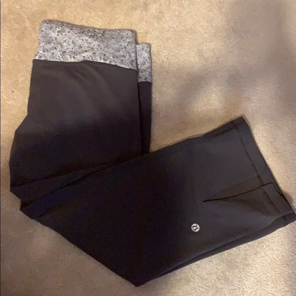 Lululemon cropped leggings size 8